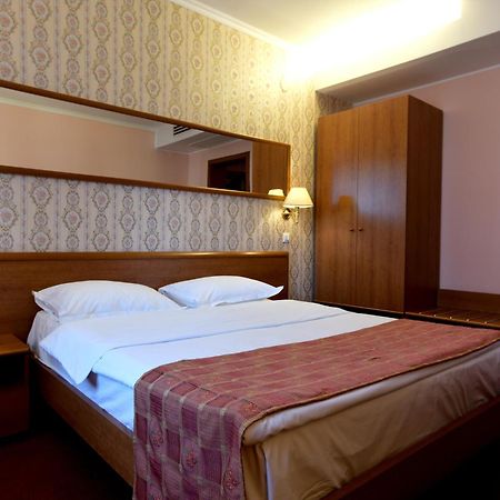 Hotel Braszów Zewnętrze zdjęcie