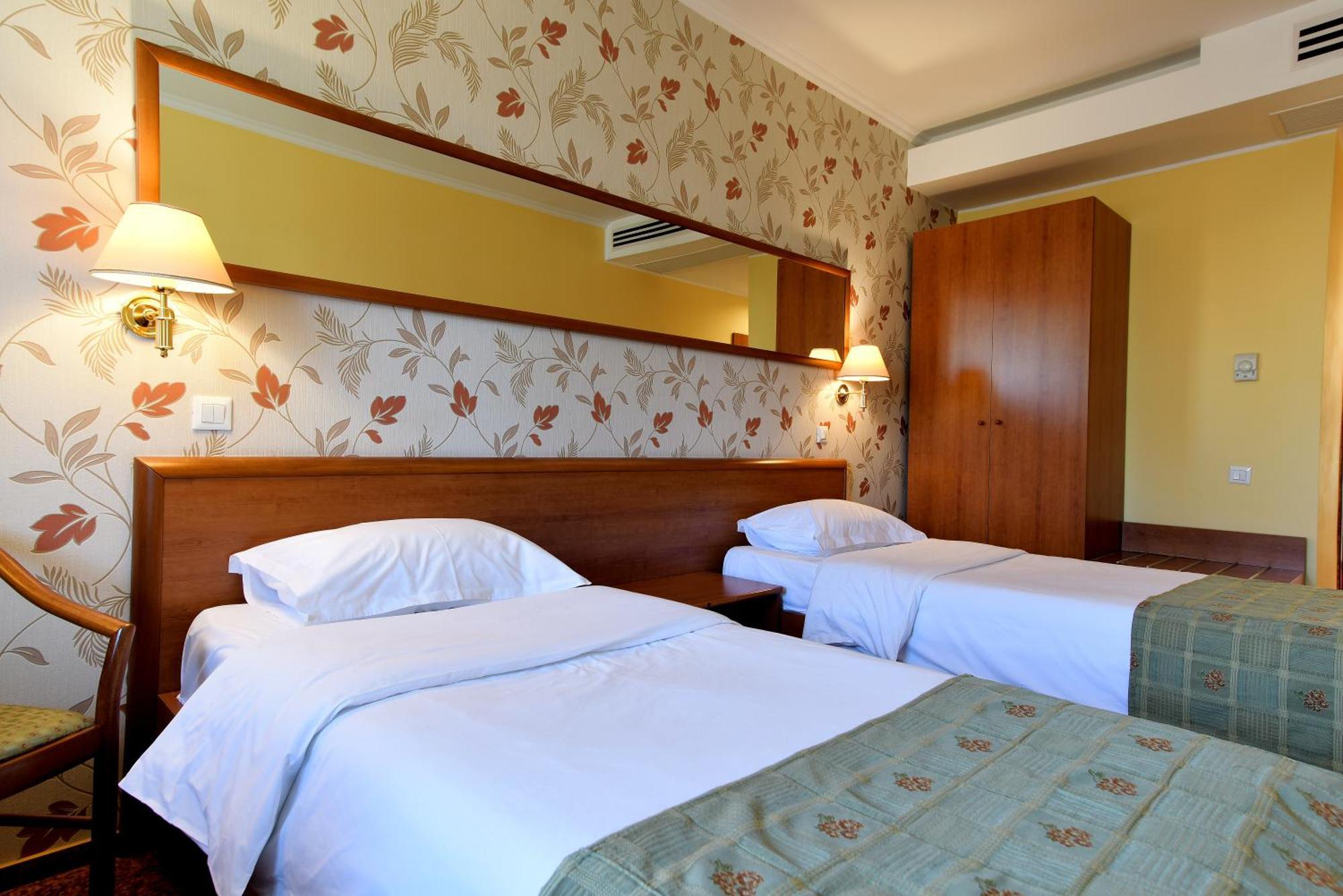 Hotel Braszów Zewnętrze zdjęcie