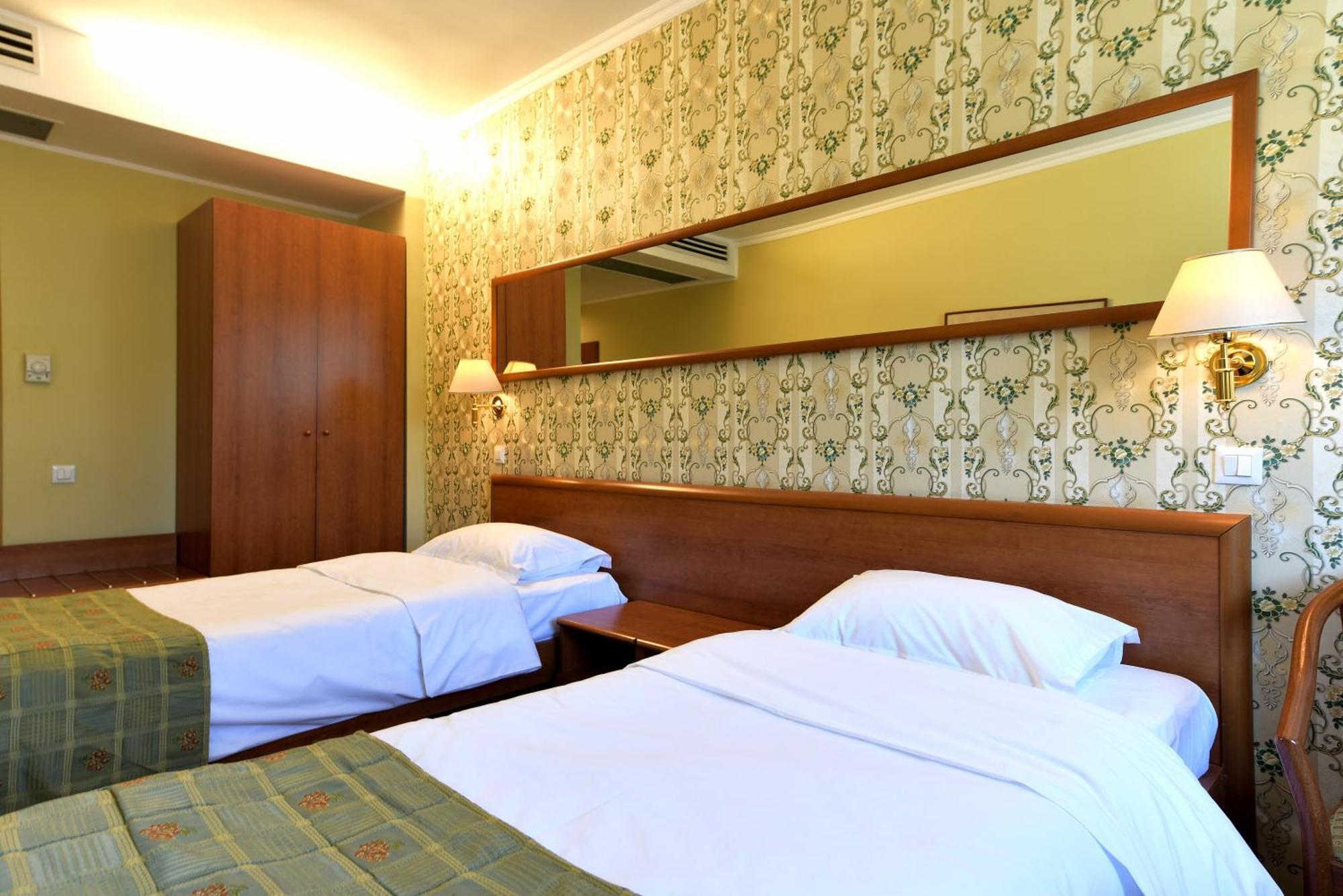 Hotel Braszów Zewnętrze zdjęcie
