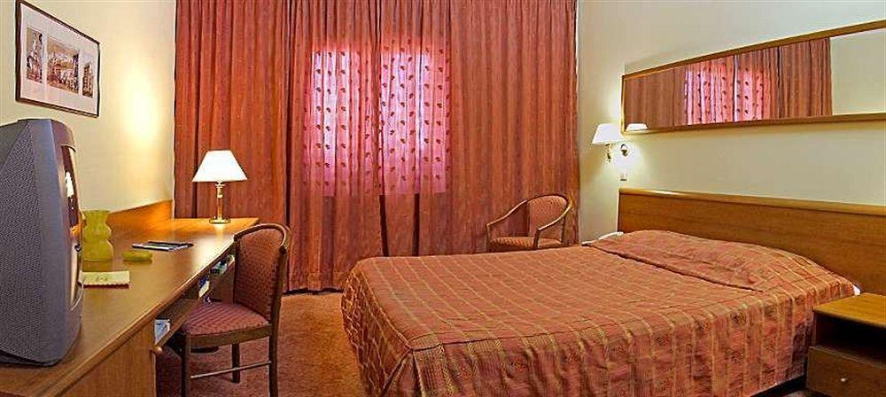 Hotel Braszów Zewnętrze zdjęcie