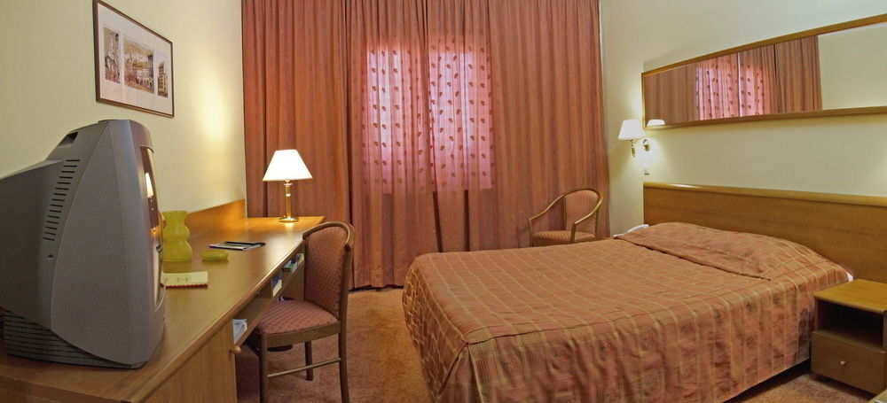 Hotel Braszów Zewnętrze zdjęcie